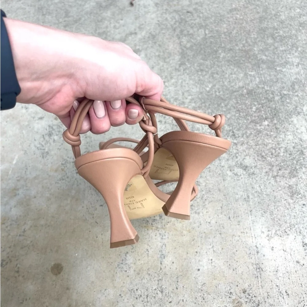 Marc Fisher Women's Davia Heeled Sandal Size 8.5 Tan cream